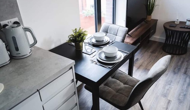 Birtin Works Apartments - Brand New - City Centre