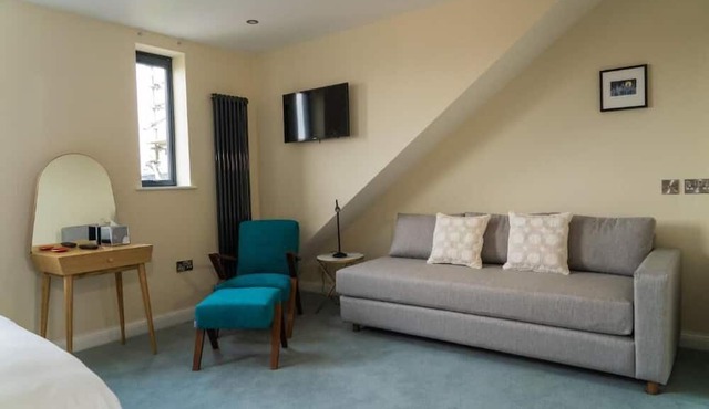 MonkBridge House