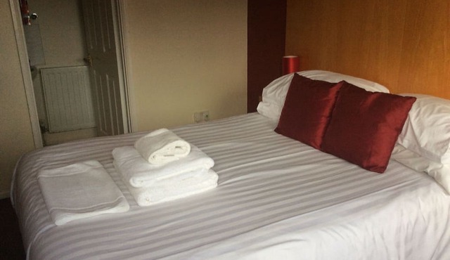 Coach House Hotel