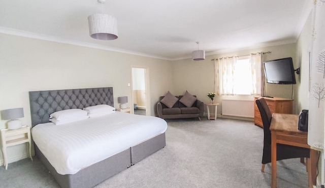 Woodcote Hotel