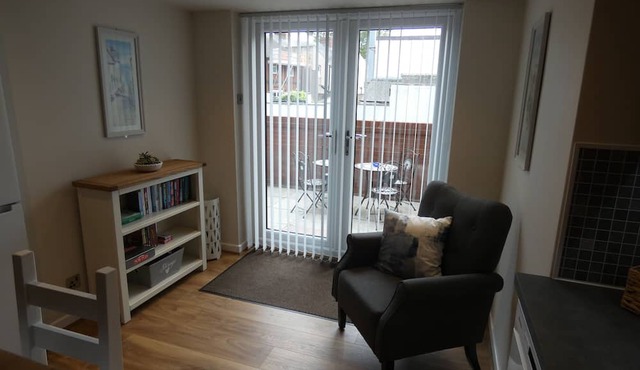 Flat 1, Sandridge Court