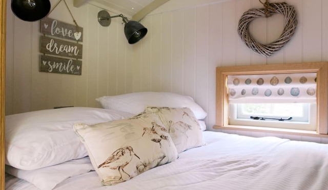 Herbie's Shepherds Hut at Shepherds Lodge Retreat and Wellness