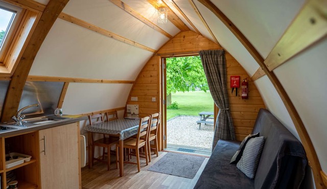 Cosy Rural Wooden Glamping Cabin