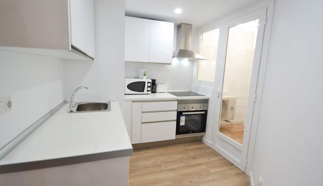 Nice and Bright Apartment Next to Santa Catalina in Palma