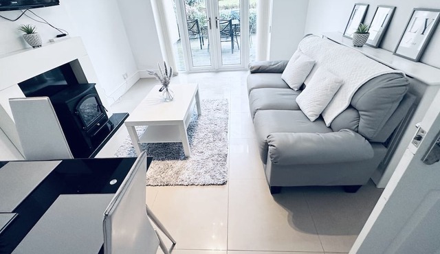 Impeccable 3-bed House in Nottingham Central