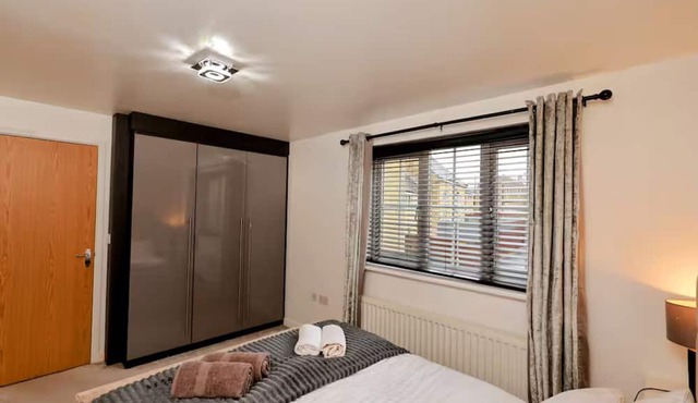 Stylish 2BR Apartment Parking PS5 Wifi
