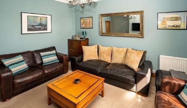 A beautiful coastal holiday home, ideally situated in the heart of Tynemouth Village.