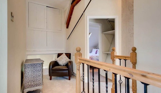 Carnegie Library Shakespeare Apartment 3 bed
