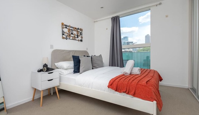 Old Street Gem - Modern Apartment