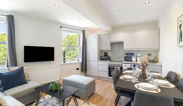 Kew View Suite 2BR Sleeps 9, near Central London