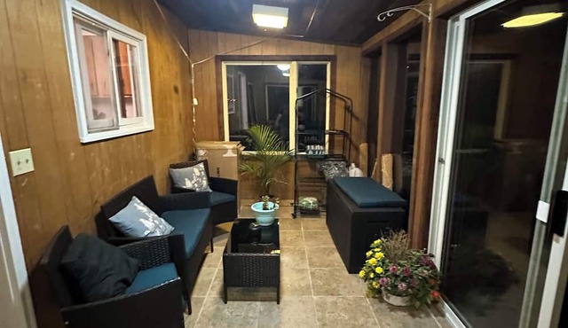 Charming 2+ Bedroom private home in Hot Springs