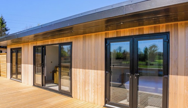 Hummingbird Lodge - UK51940