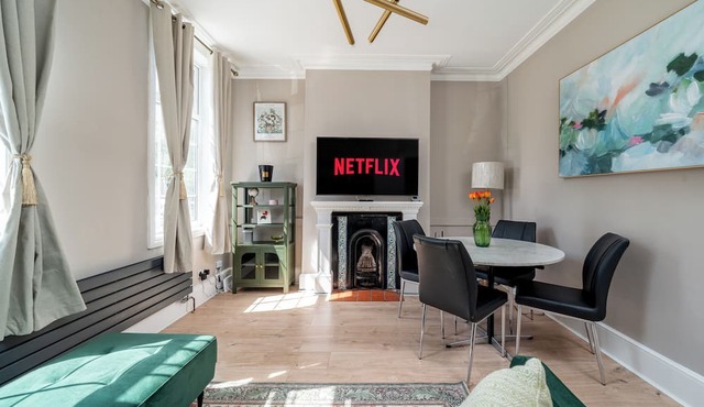 Stunning 2 Bedroom Apart| Private Garden | Fulham
