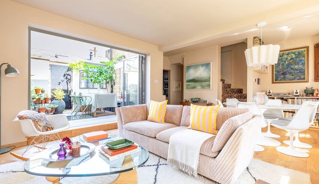 Wyndham Mews III - Three Bedroom House, Sleeps 6