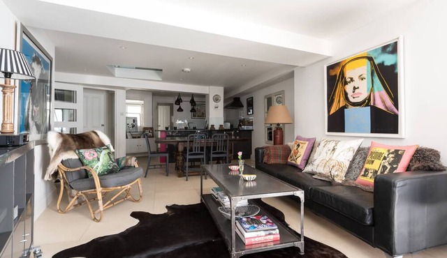 Kennington Road - Two Bedroom Apartment, Sleeps 4