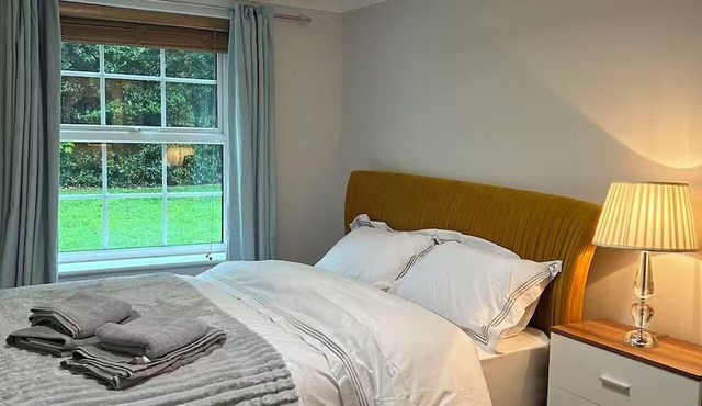 Modern Cosy York City Apartment with Free Parking