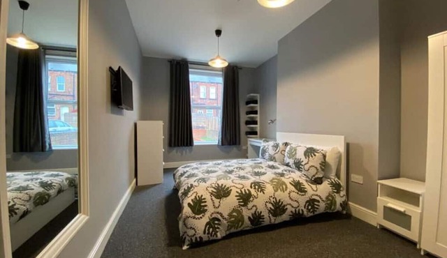Luxury Apartment Close to Leeds City Centre
