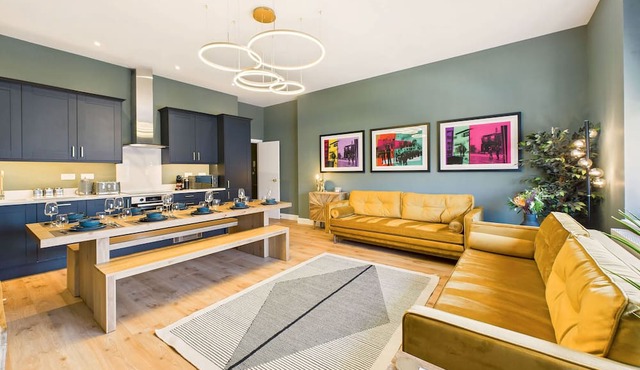 Host & Stay | The Georgian Quarter @ Catharine IV