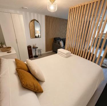 Sleeps2-RuralStudio-Dobcross-Saddleworth