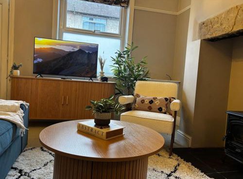Elegant 3 Bed Townhouse in Otley - Sleeps 6
