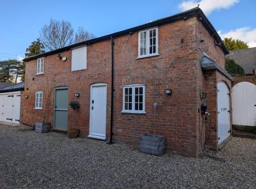Worlaby Coach House