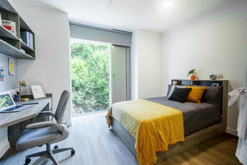 For Students Only - Accommodations at Albany in Coventry
