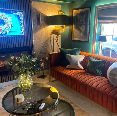 2 Bed Cottage - Central Bawtry - High End Furnishings