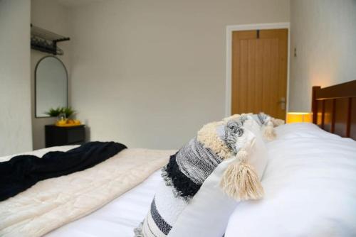 Delightful 2 bed town centre house, sleeps 4