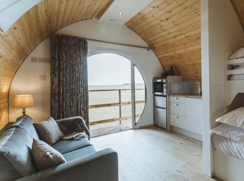 Carlton Manor pods
